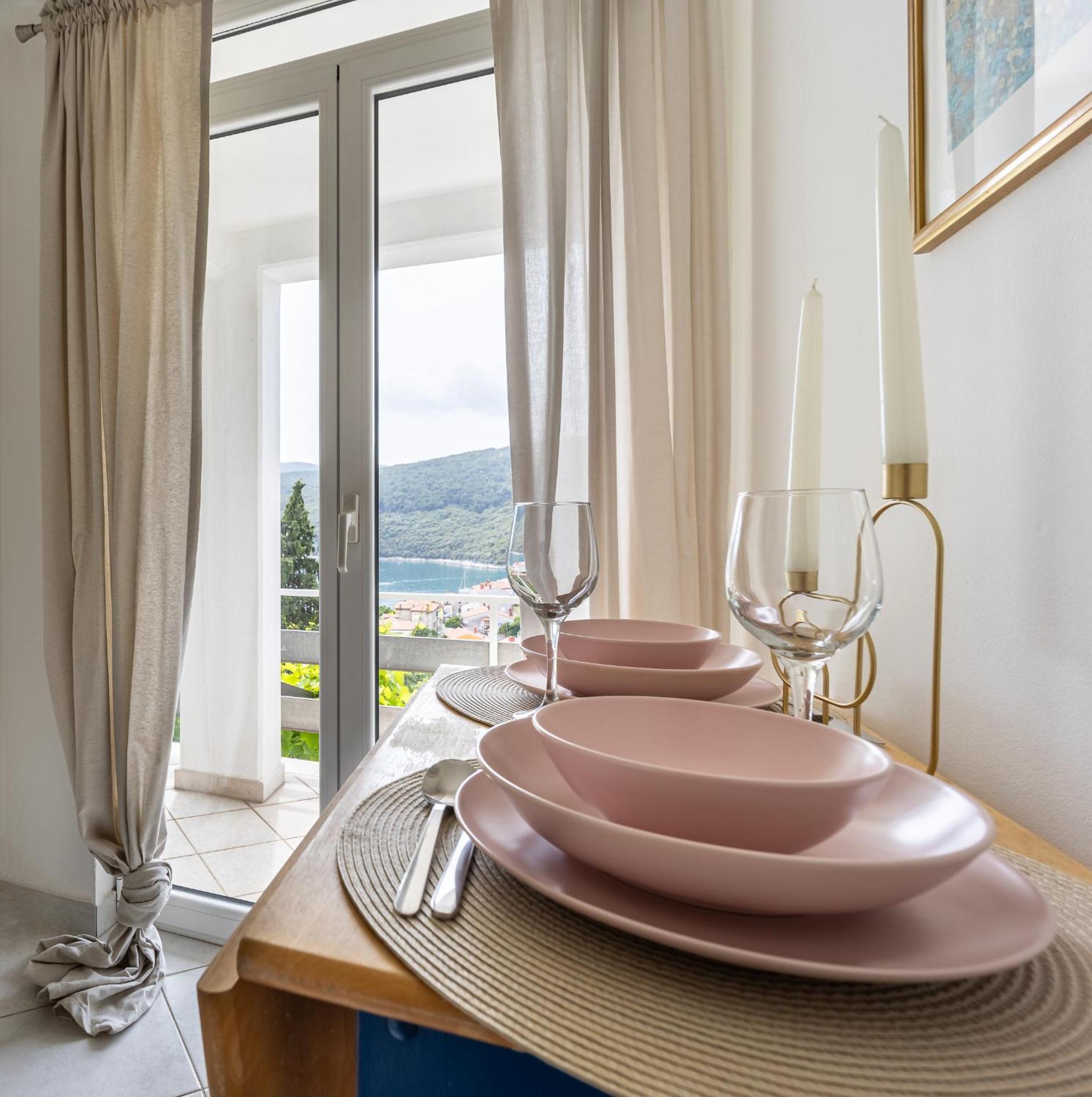Apartments Sea View Rabac Exterior foto